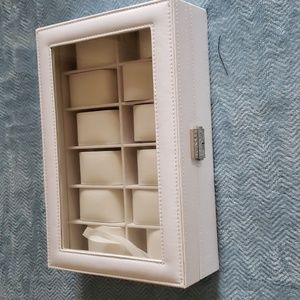 Watch box